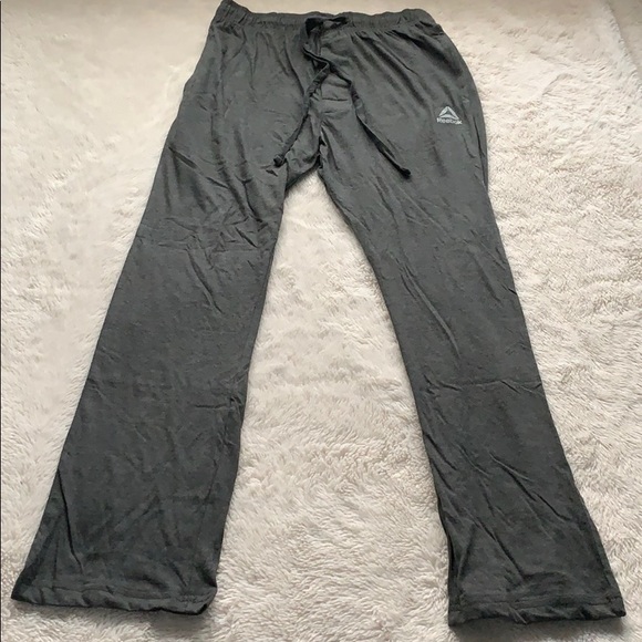 New Reebok Set - Picture 6 of 7